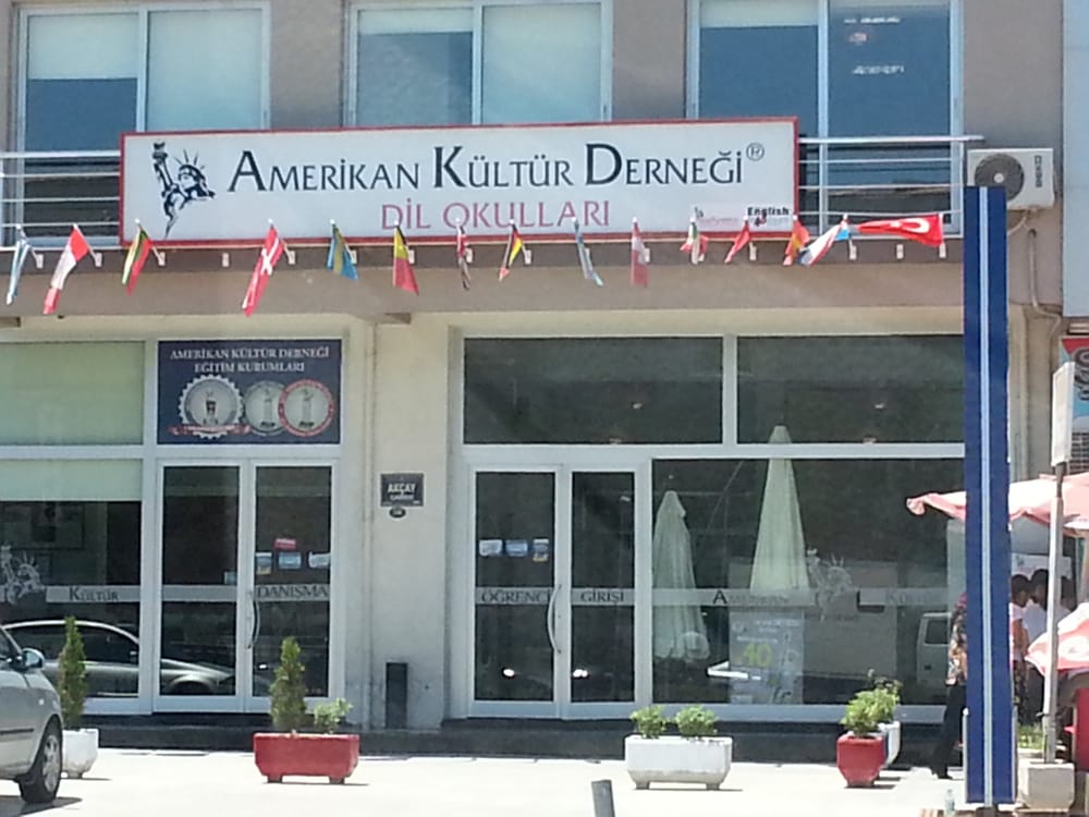 Amerikan Kültür Gaziemir